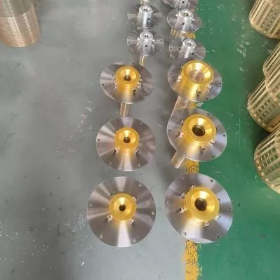 Cabeça de matriz para extrusão de tubo